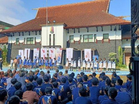 DBL 2022, Tunggu Kami; Para Pejuang Bhawikarsu! (Roadshow Honda DBL 2022 with azawear.com)