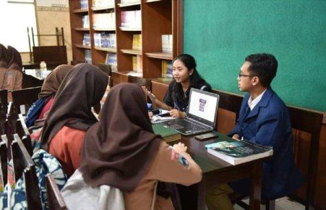 MENYONGSONG ERA GENERASI MILINEAL: B-9 BUAT SMANTI SIAP LITERASI